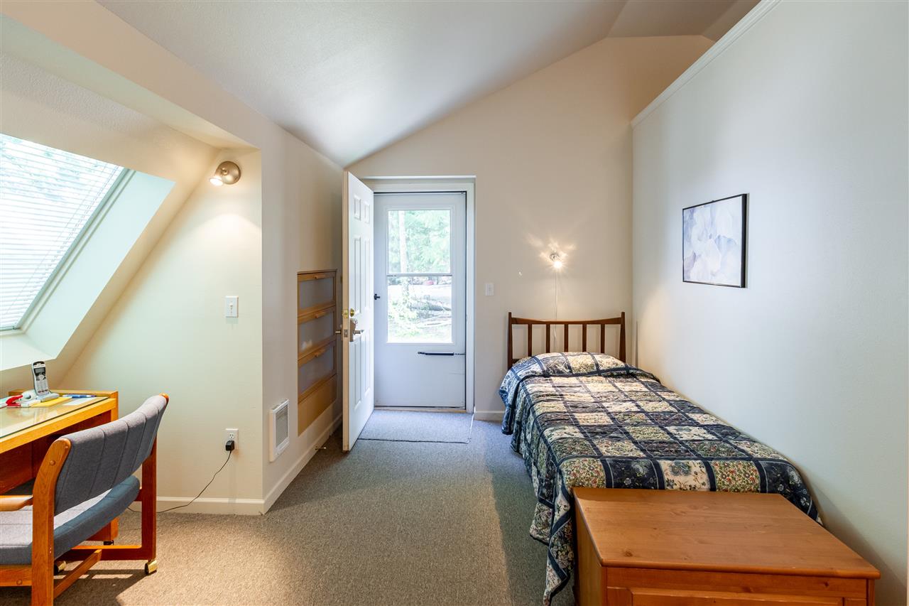 3972 Cedar Bay Road Loon Lake, WA 99148 - Photo 19 of 38 Gallery Image 19