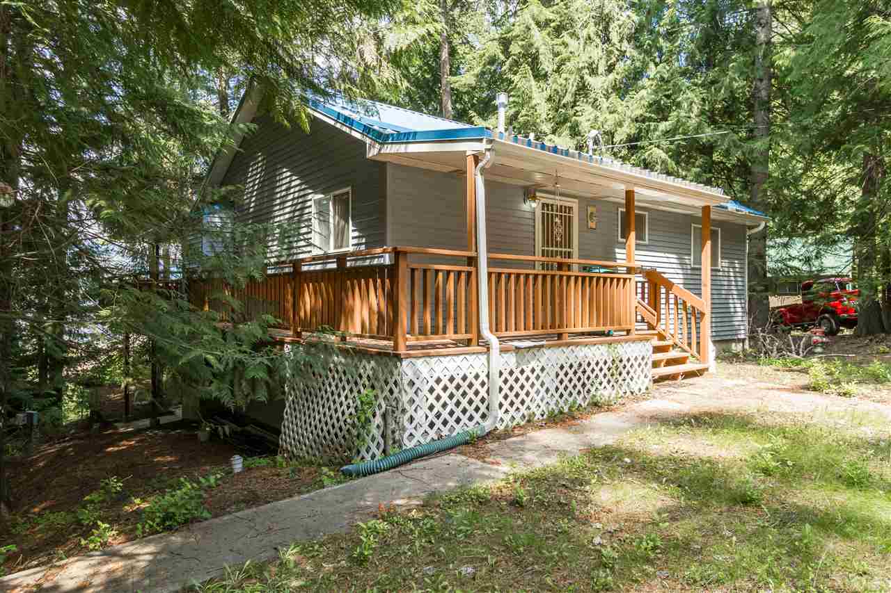 3972 Cedar Bay Road Loon Lake, WA 99148 - Photo 3 of 38 Gallery Image 3
