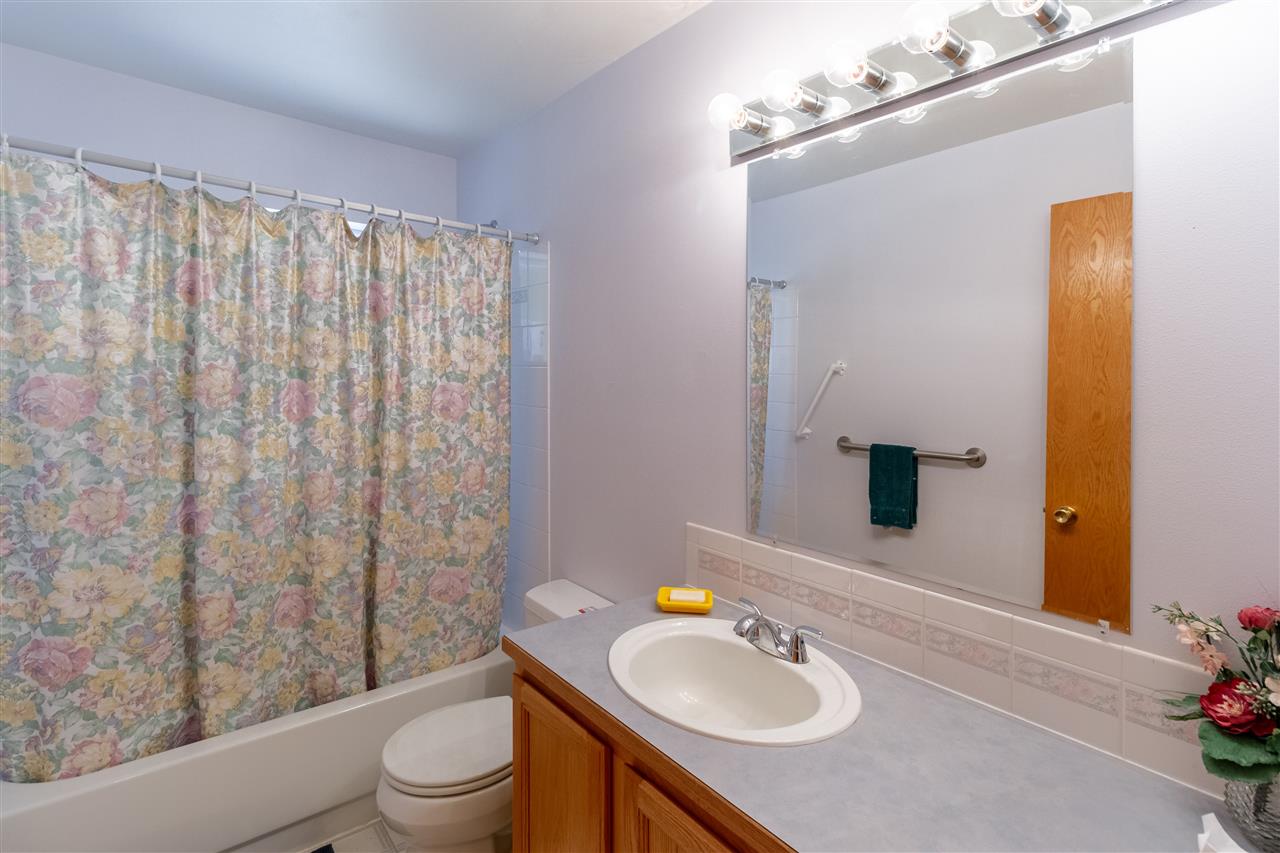 3972 Cedar Bay Road Loon Lake, WA 99148 - Photo 10 of 38 Gallery Image 10