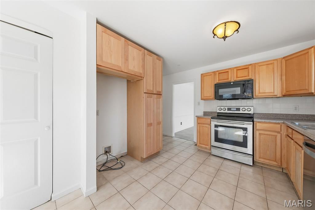 1050 Kehrs Mill Road Ballwin, MO 63011 - Photo 18 of 49