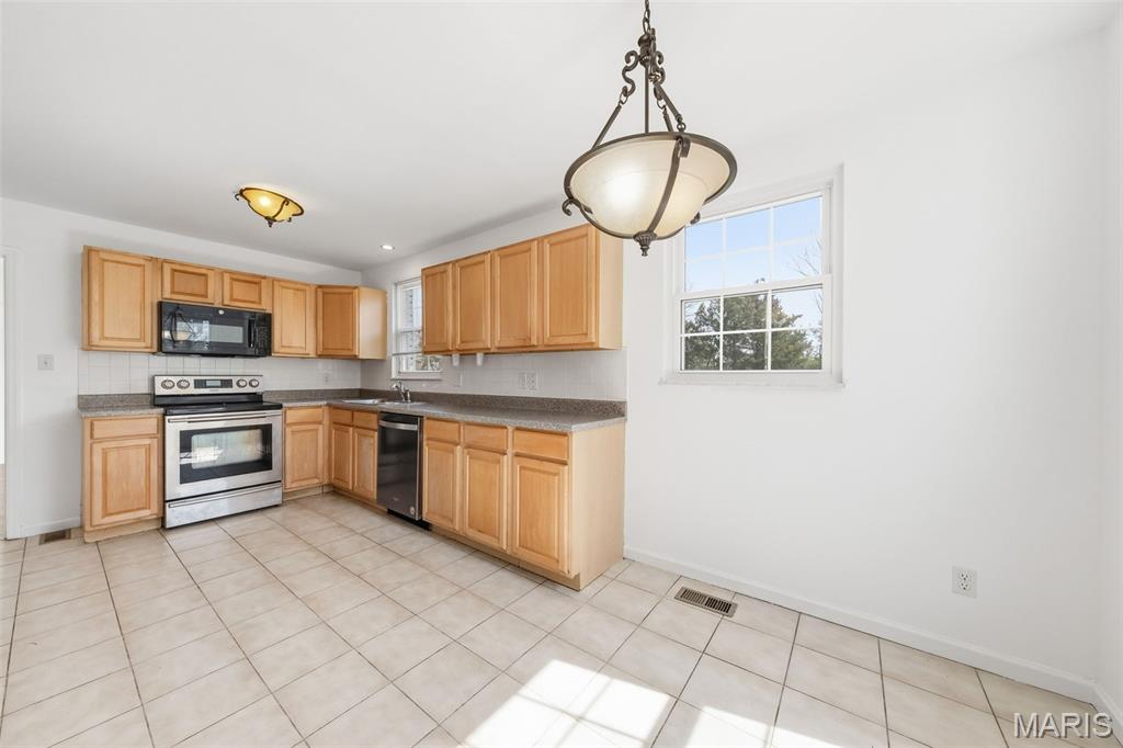 1050 Kehrs Mill Road Ballwin, MO 63011 - Photo 19 of 49