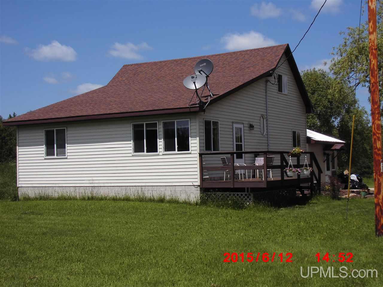 8390 Co Road Gladstone, MI 49837 - Photo 13 of 20