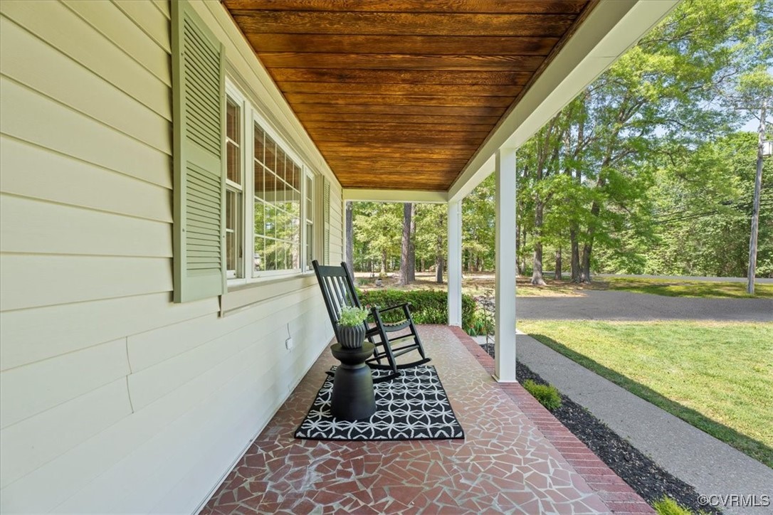 10308 Purcell Road Henrico, VA 23228 - Photo 4 of 36 View of patio / terrace featuring a porch