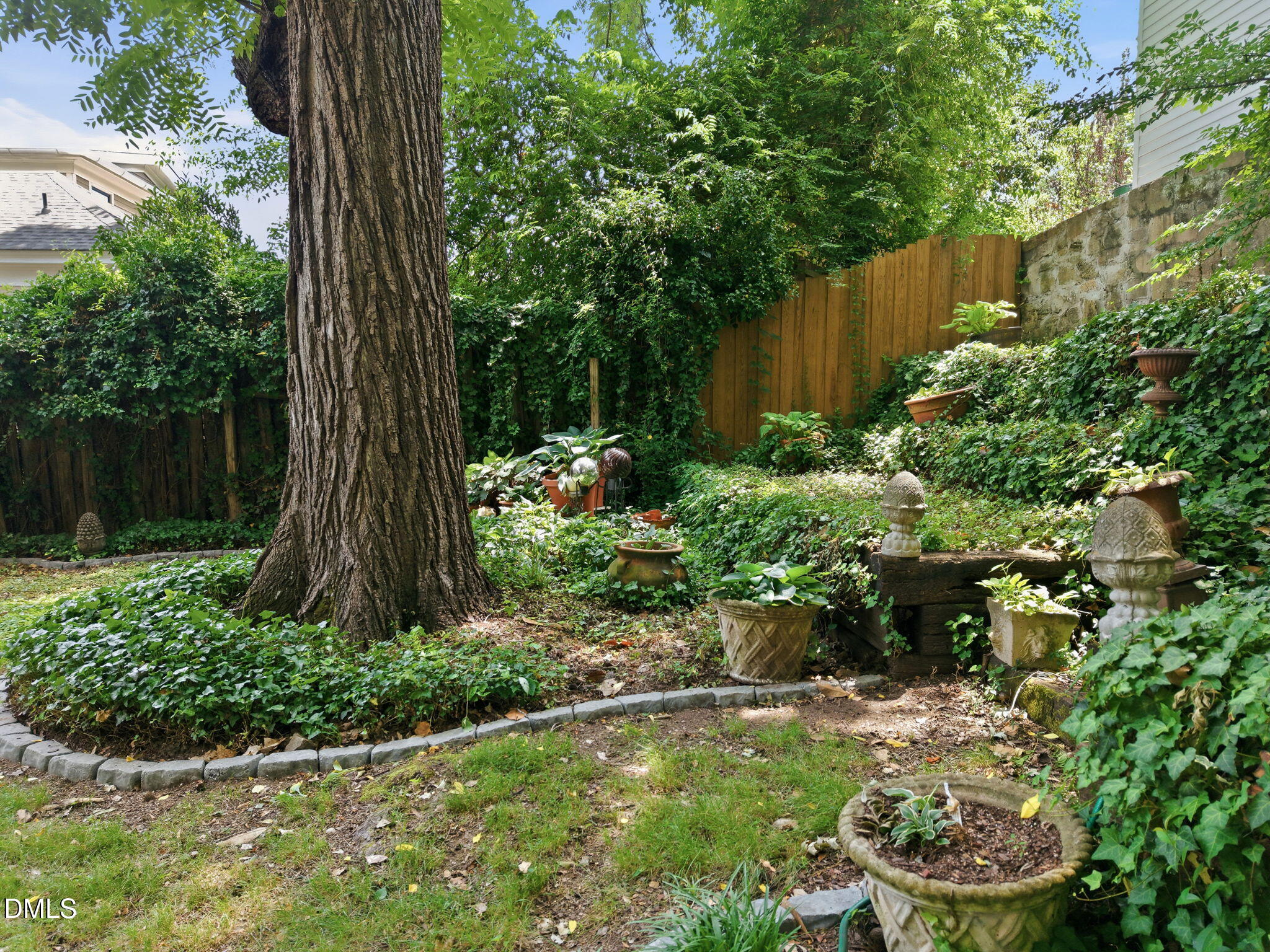 514 East Lane Street Raleigh, NC 27601 - Photo 33 of 51
