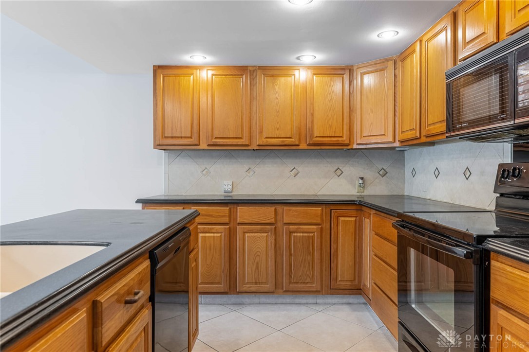 5346 Millcreek Road Kettering, OH 45440 - Photo 13 of 36 Gallery Image 13