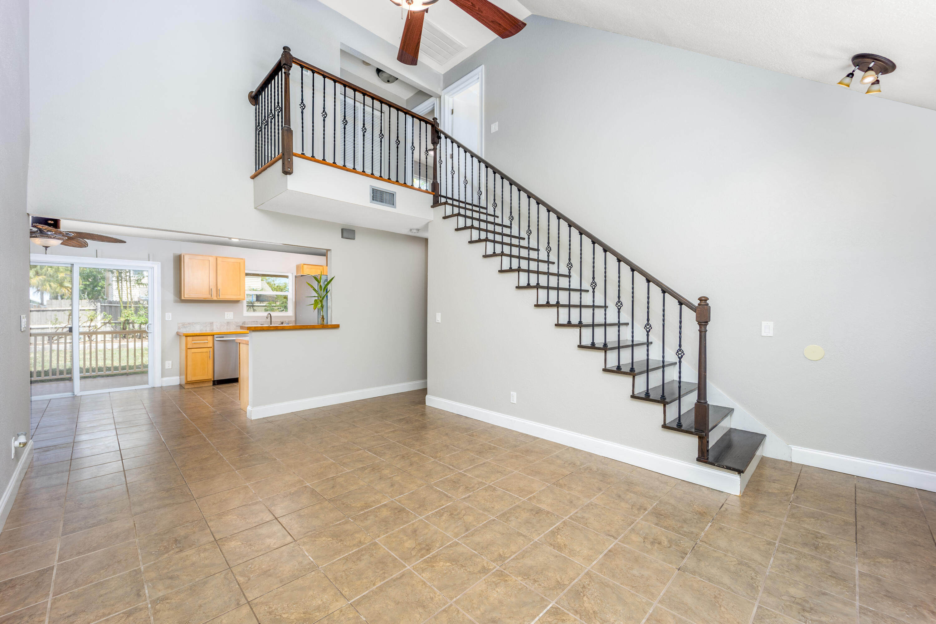 5895 Southeast Pine Drive Stuart, FL 34997 - Photo 8 of 24 5895 SE Pine Drive-4