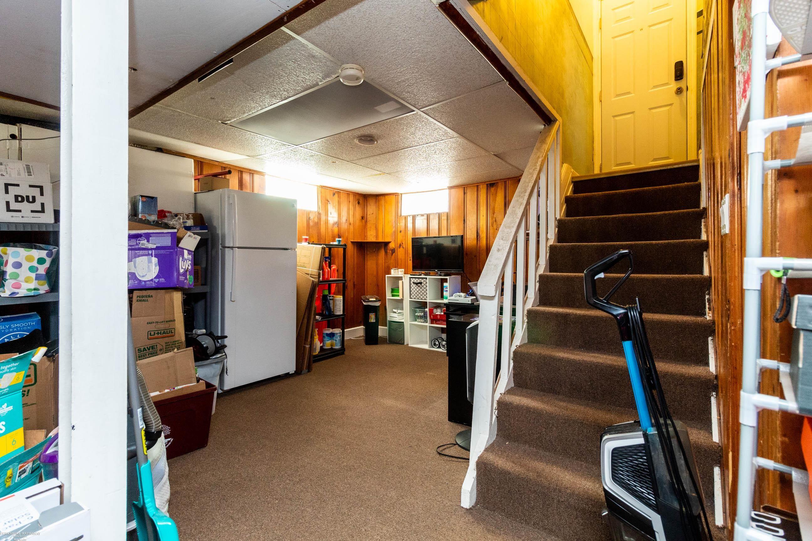 8062 Superior Street Center Line, MI 48015 - Photo 17 of 21