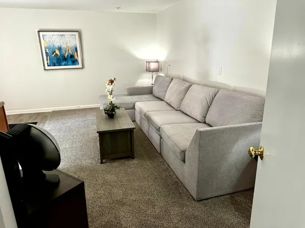 $2,300 | 1354 North Main Street, Unit A, Salinas, CA 93906