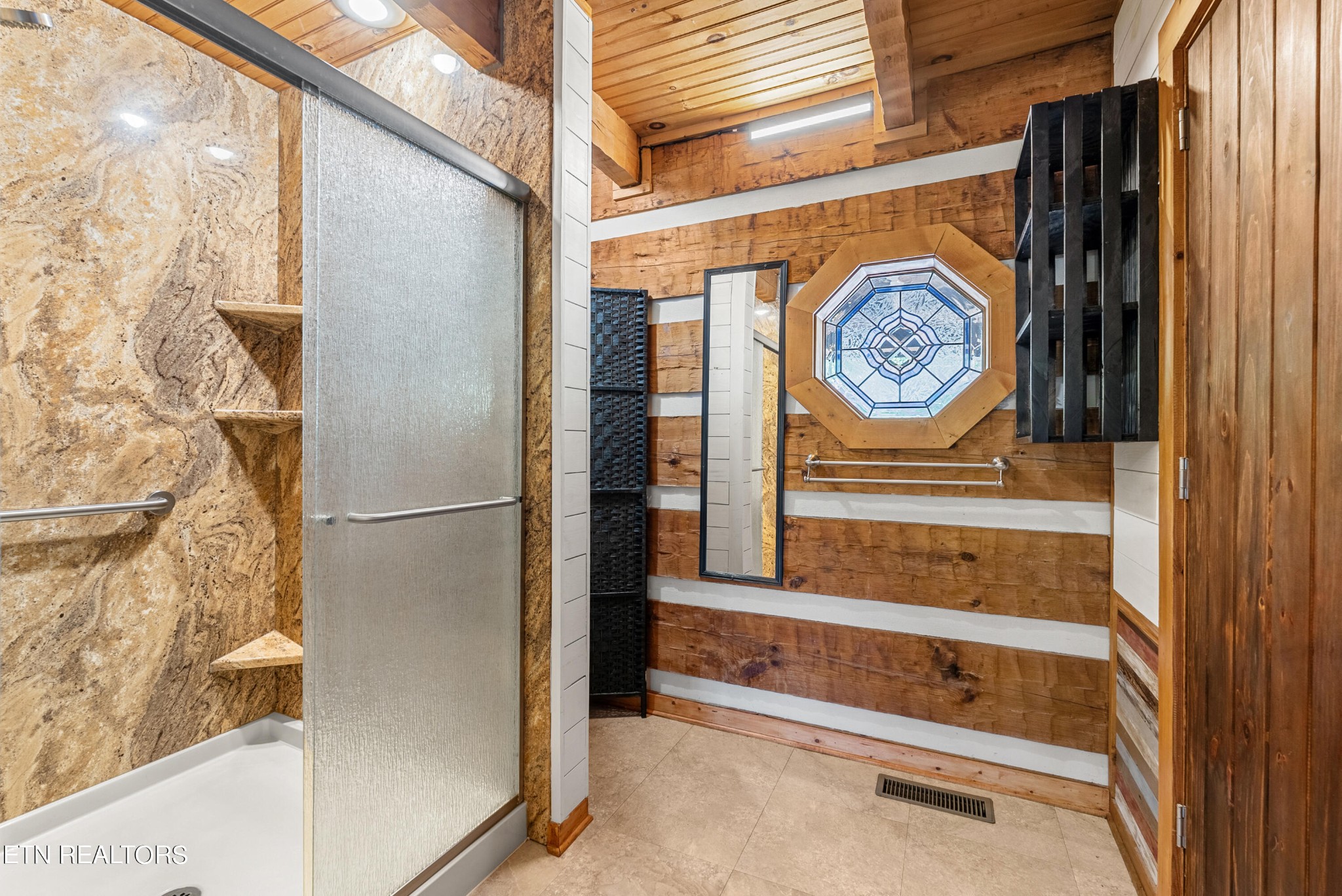 1810 Ridgecrest Drive Sevierville, TN 37876 - Photo 22 of 26 Gallery Image 22