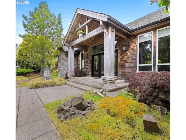 $1,049,000 | 2499 Pine Ridge Drive, Gearhart, OR 97138