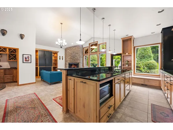 $1,049,000 | 2499 Pine Ridge Drive, Gearhart, OR 97138