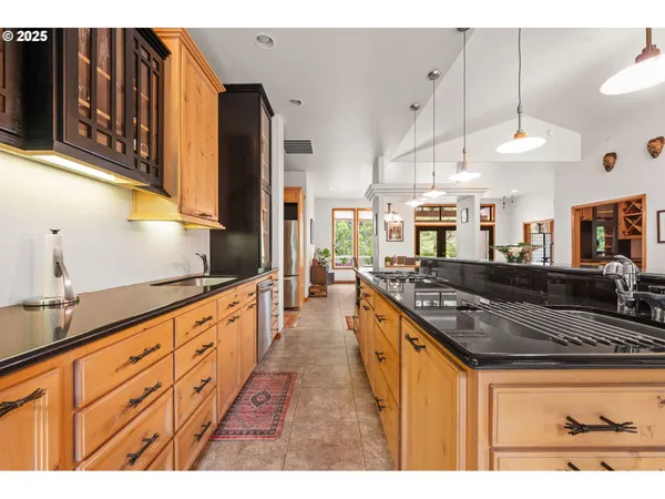 $1,049,000 | 2499 Pine Ridge Drive, Gearhart, OR 97138