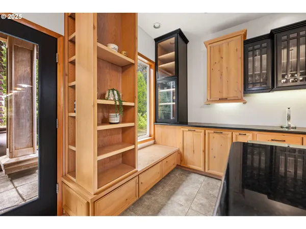 $1,049,000 | 2499 Pine Ridge Drive, Gearhart, OR 97138