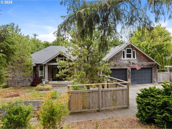 $1,049,000 | 2499 Pine Ridge Drive, Gearhart, OR 97138