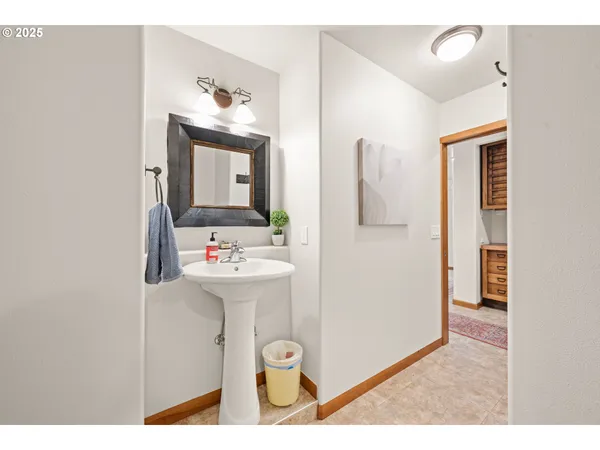 $1,049,000 | 2499 Pine Ridge Drive, Gearhart, OR 97138