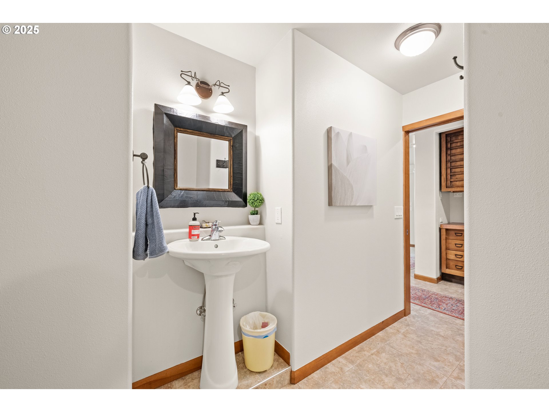 2499 Pine Ridge Drive Gearhart, OR 97138 - Photo 32 of 48 Bathroom