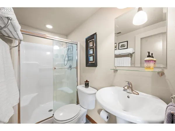 $1,049,000 | 2499 Pine Ridge Drive, Gearhart, OR 97138