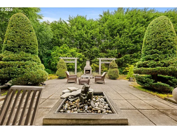 $1,049,000 | 2499 Pine Ridge Drive, Gearhart, OR 97138