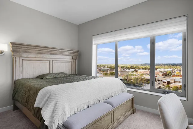 $440,000 | 124 Campau Avenue Northwest, Unit 1710, Grand Rapids, MI 49503