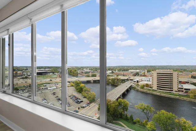 $440,000 | 124 Campau Avenue Northwest, Unit 1710, Grand Rapids, MI 49503