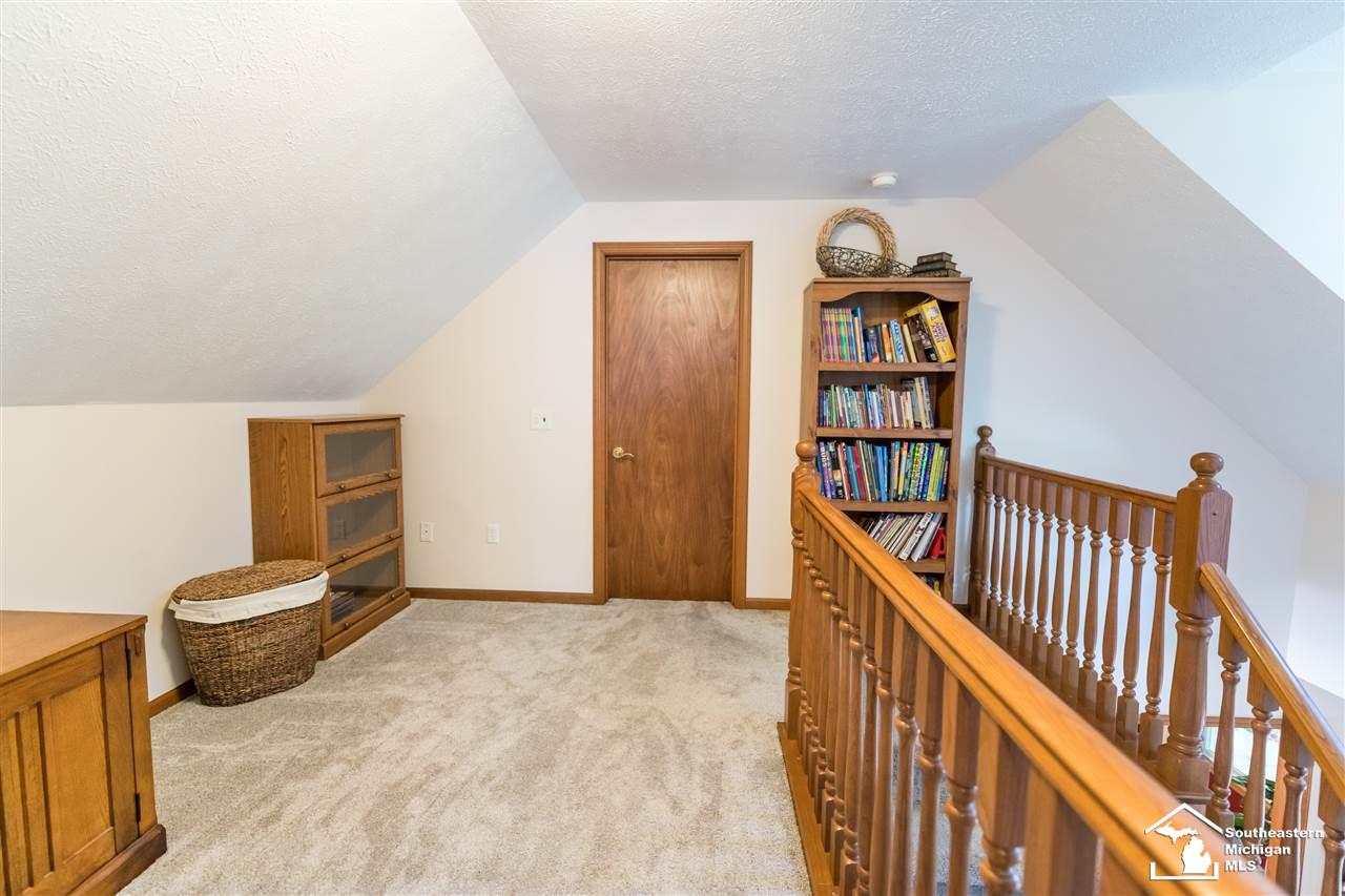 4101 Piehl Road Ottawa Lake, MI 49267 - Photo 29 of 40 Upstairs Loft