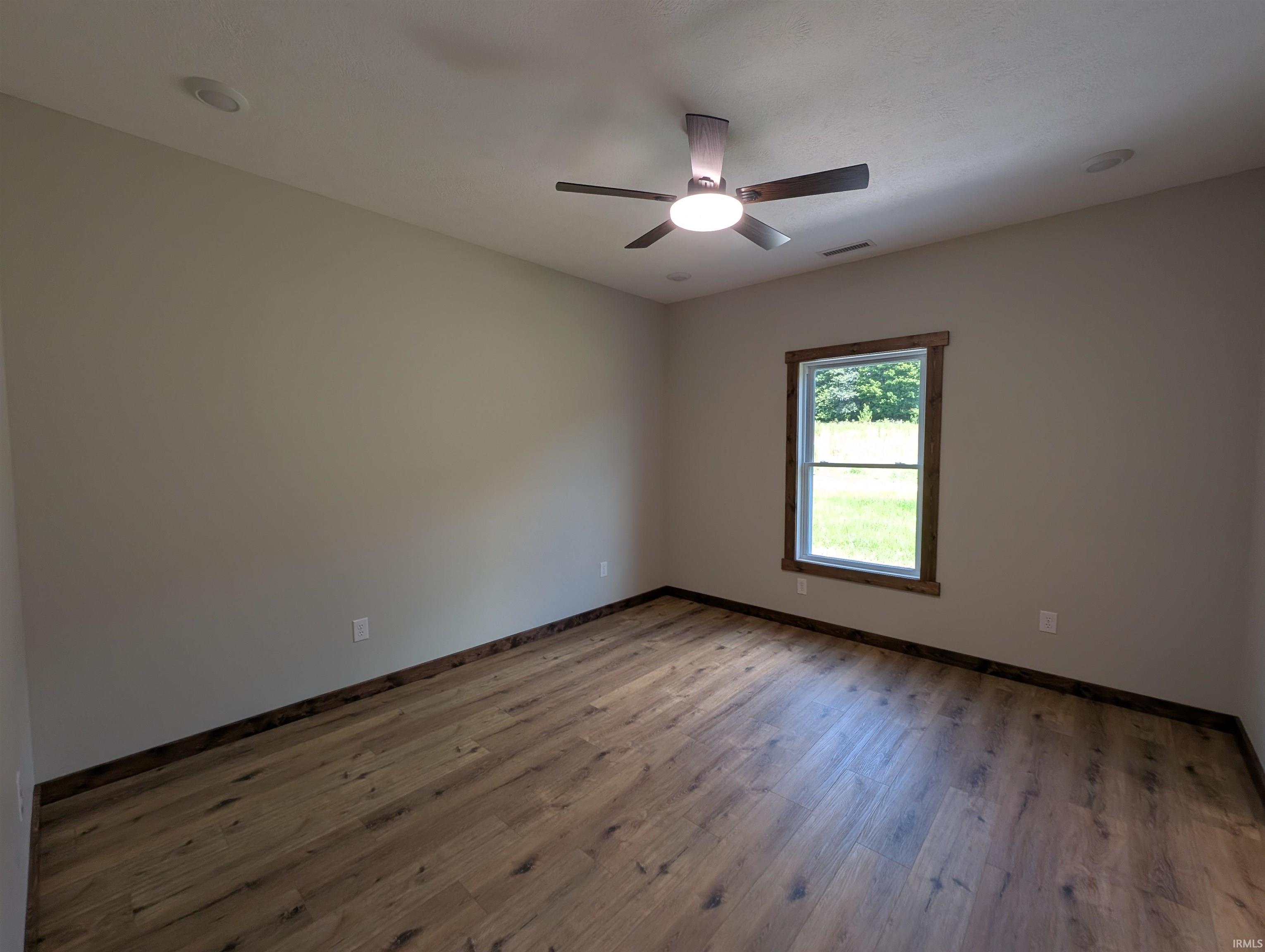 219 Poplar Street Loogootee, IN 47553 - Photo 20 of 27