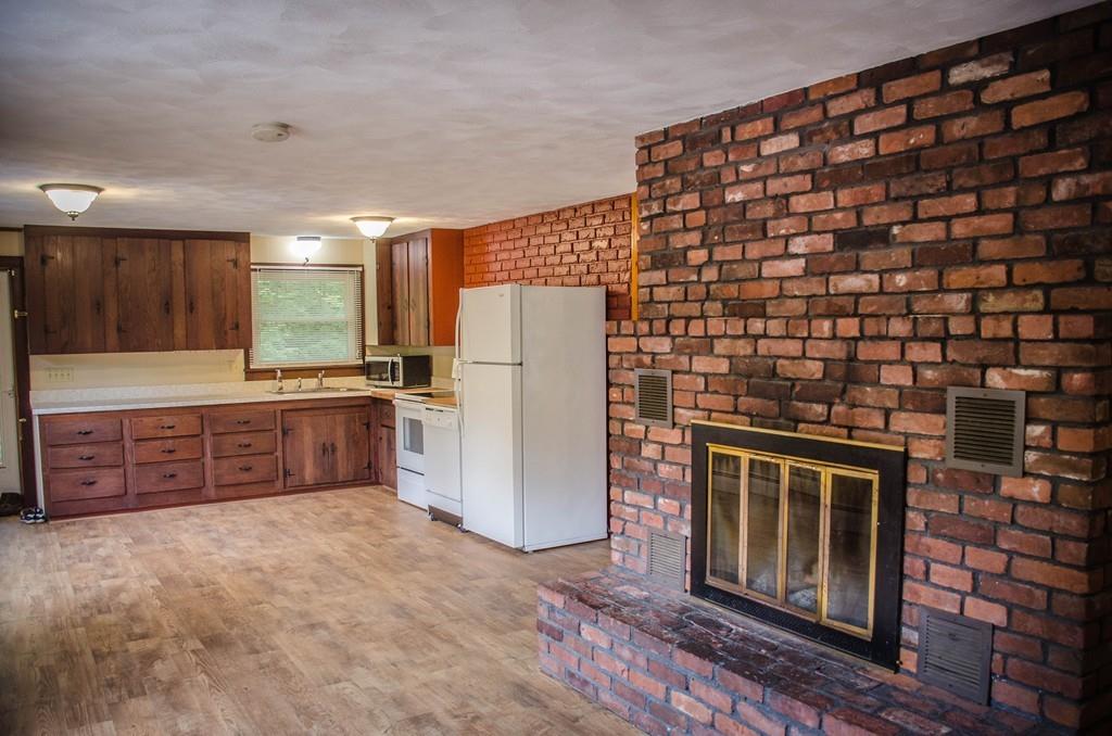 1 Milne Road Rutland, MA 01543 - Photo 8 of 27