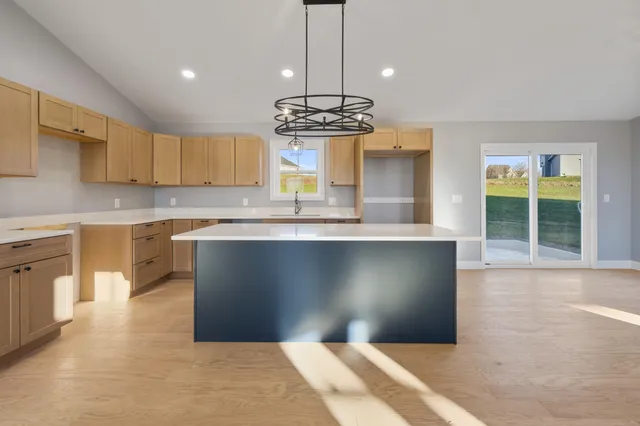 $599,900 | 21 Mia Ridge, Sidney, ME 04330