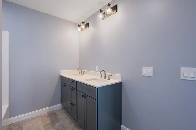 $599,900 | 21 Mia Ridge, Sidney, ME 04330