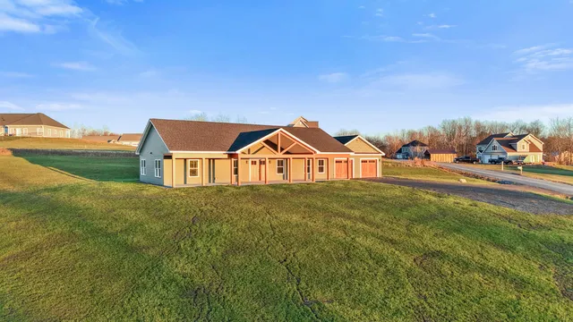 $589,900 | 21 Mia Ridge, Sidney, ME 04330