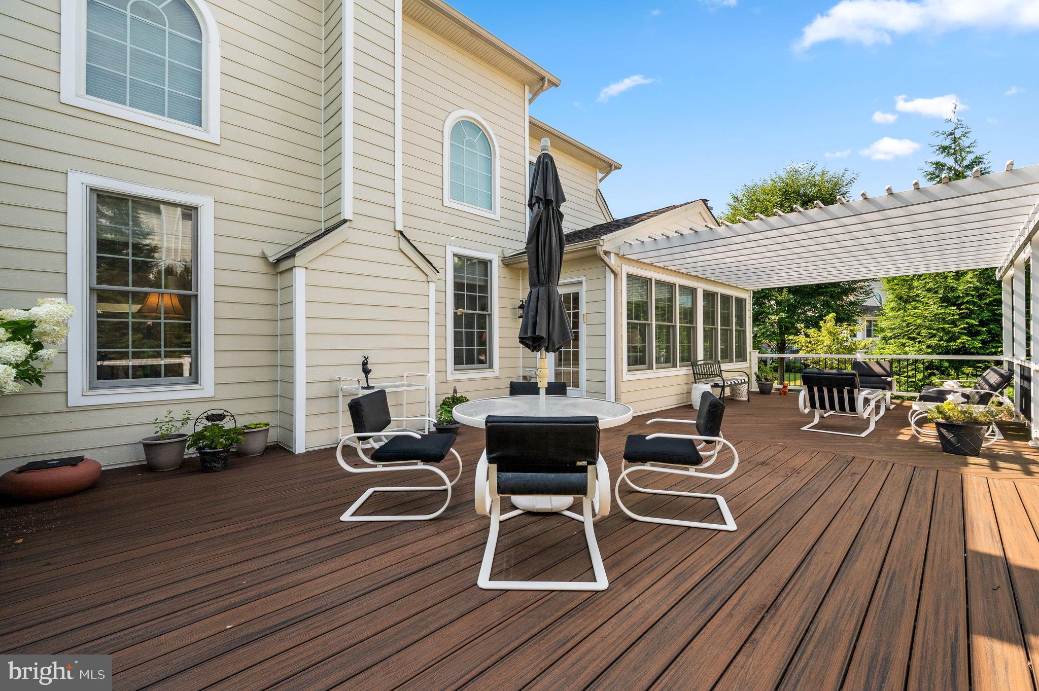 3809 Liseter Road Newtown Square, PA 19073 - Photo 29 of 79 Deck