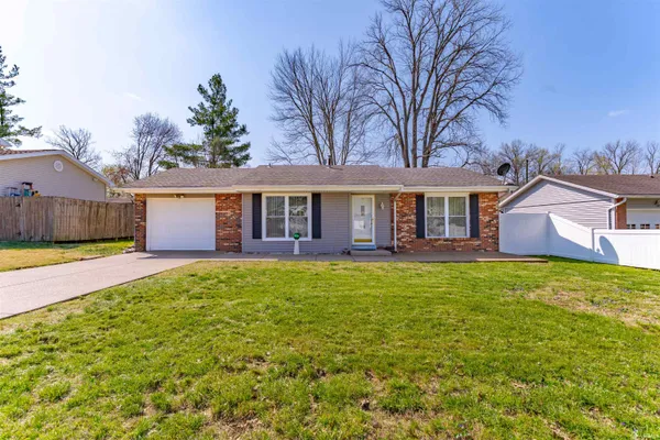 $188,000 | 619 Hemenway Place, Boonville, IN 47601