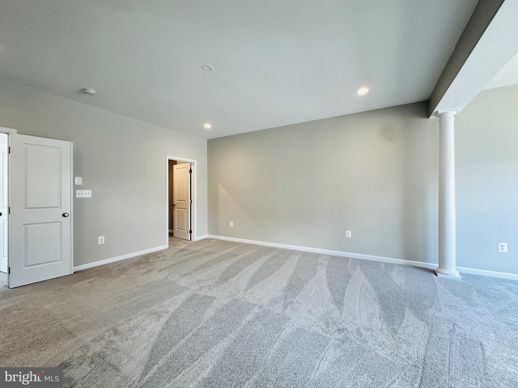 23488 Logans Ridge Terrace Ashburn, VA 20148 - Photo 20 of 58 Master Bedroom