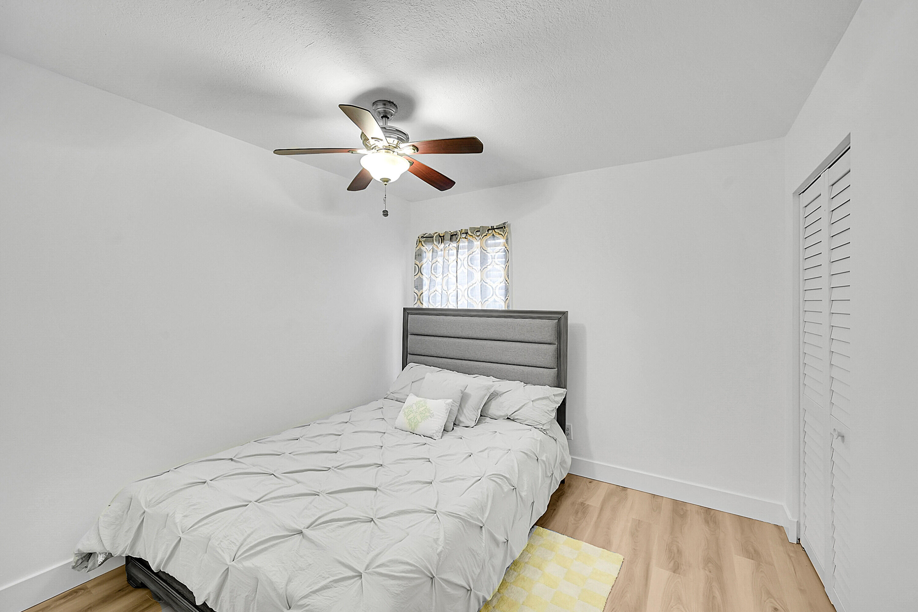 9503 Boca Cove Circle, Unit 603 Boca Raton, FL 33428 - Photo 19 of 30 19_bedroom