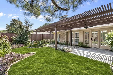 a view of a porch with a backyard