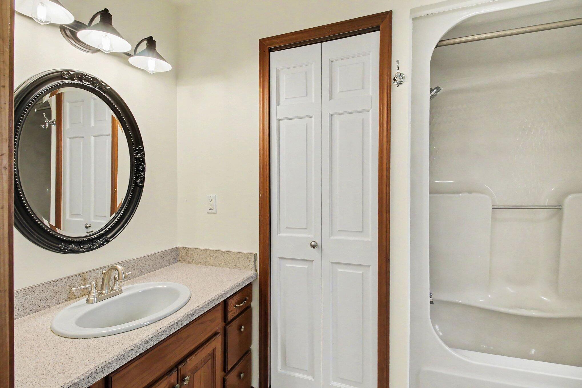 2536 West Coon Lake Road Howell, MI 48843 - Photo 16 of 35 021_file_9297