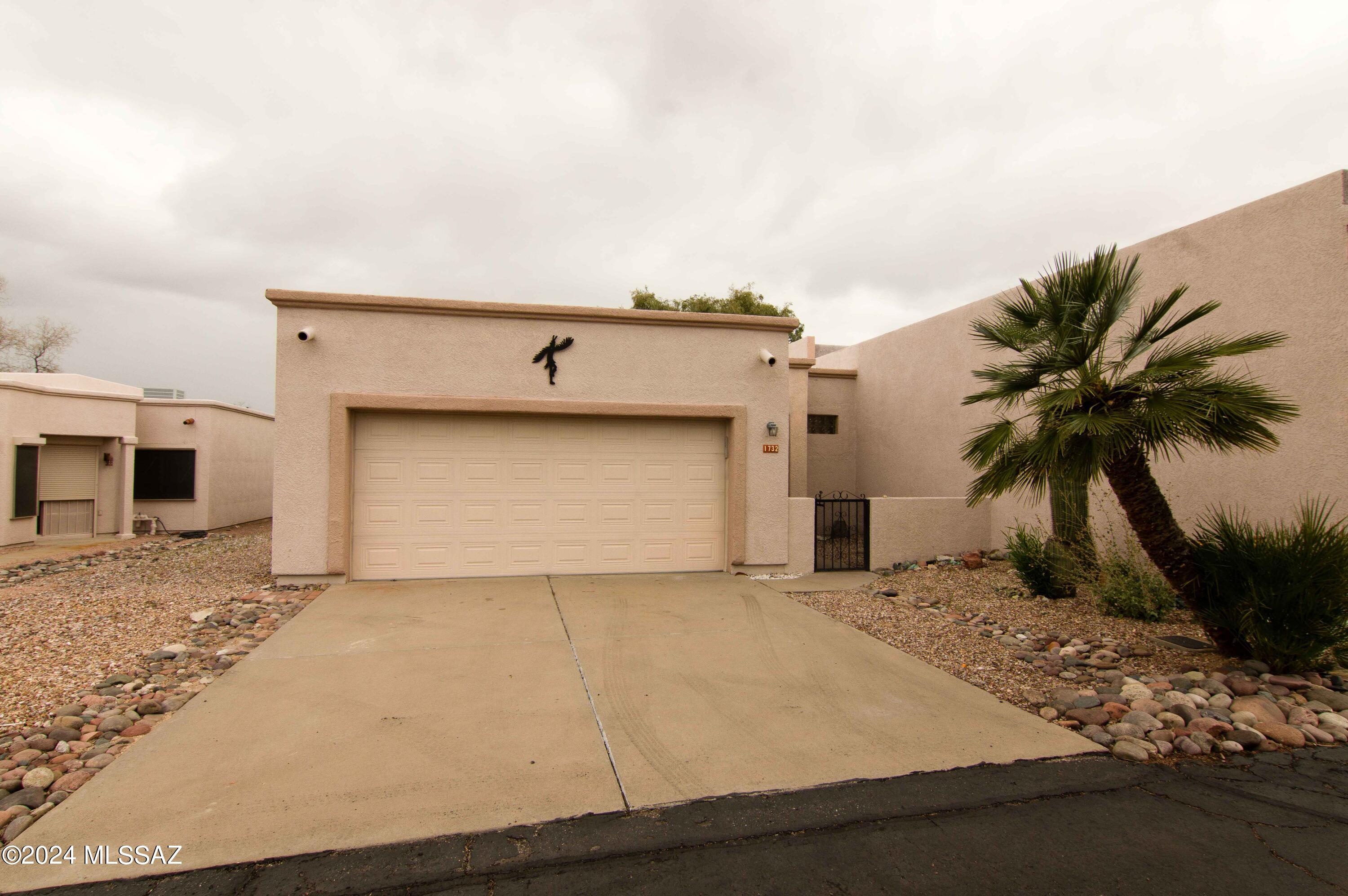 1732 North Rio Mayo Green Valley, AZ 85614 - Photo 2 of 15 Gallery Image 2