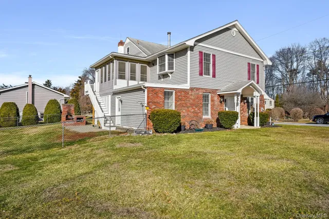 $479,400 | 15 Milano Drive, Poughkeepsie, NY 12603