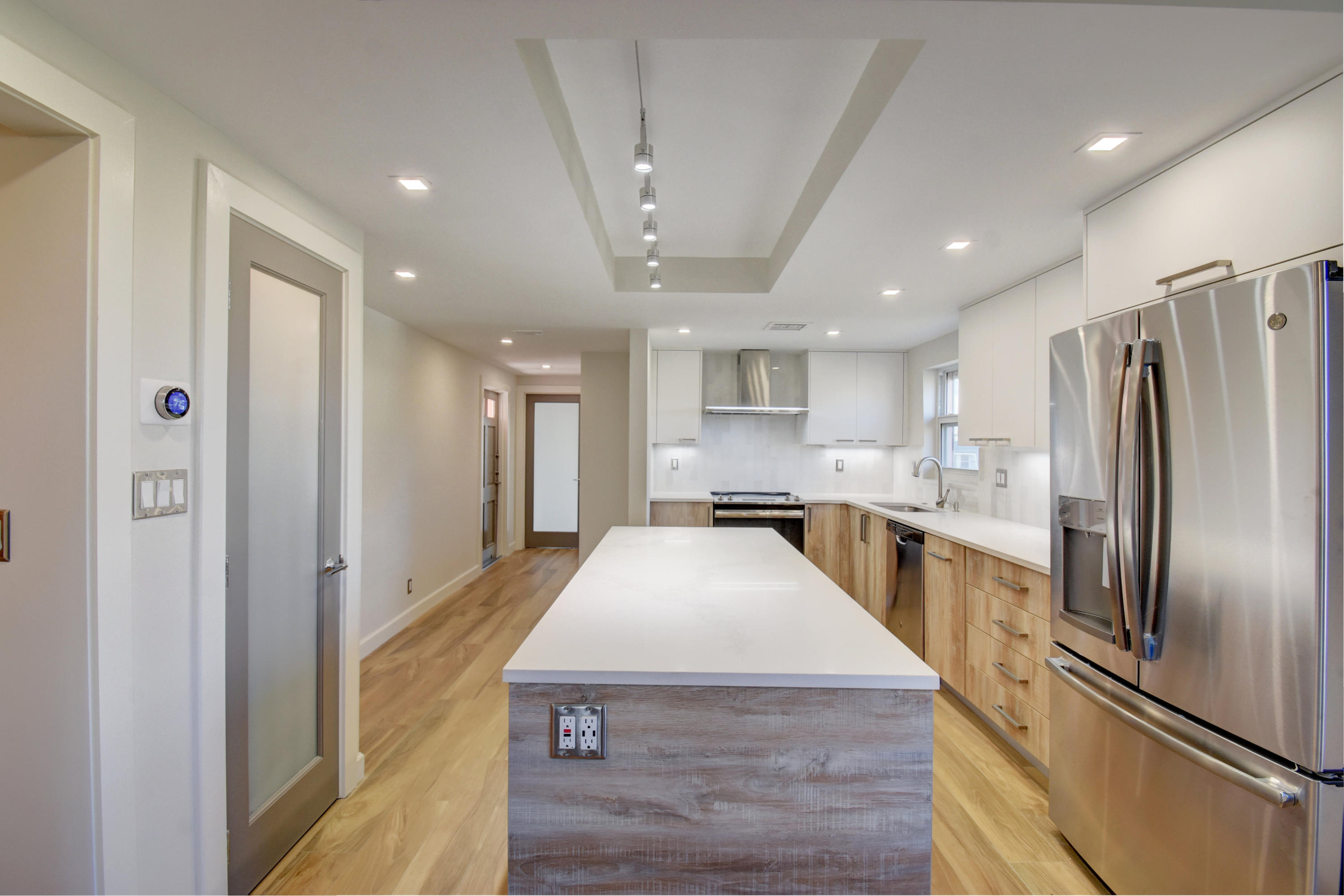 1001 East Camino Real, Unit 407 Boca Raton, FL 33432 - Photo 6 of 49 Kitchen Island