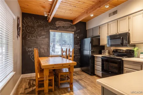 $484,999 | 41438 Oak Street, Big Bear Lake, CA 92315