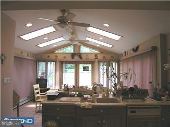 324 Orchard Road Springfield, PA 19064 - Photo 5 of 12 Kitchen