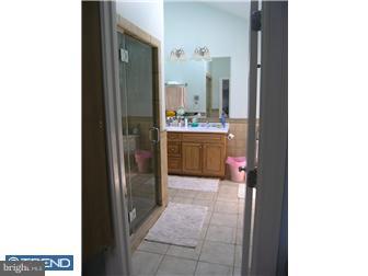 324 Orchard Road Springfield, PA 19064 - Photo 8 of 12 Bathroom