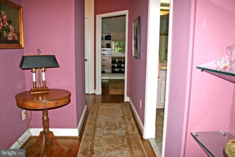 1405 Ruffner Road Alexandria, VA 22302 - Photo 14 of 30 Hallway