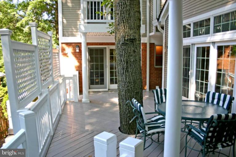 1405 Ruffner Road Alexandria, VA 22302 - Photo 22 of 30 Exterior (Rear)