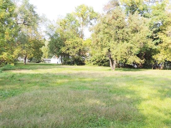 2830 Telegraph Road Davenport, IA 52804 - Photo 3 of 15 Gallery Image 3