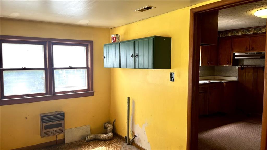 1132 Oak Street Perry, KS 66073 - Photo 11 of 33