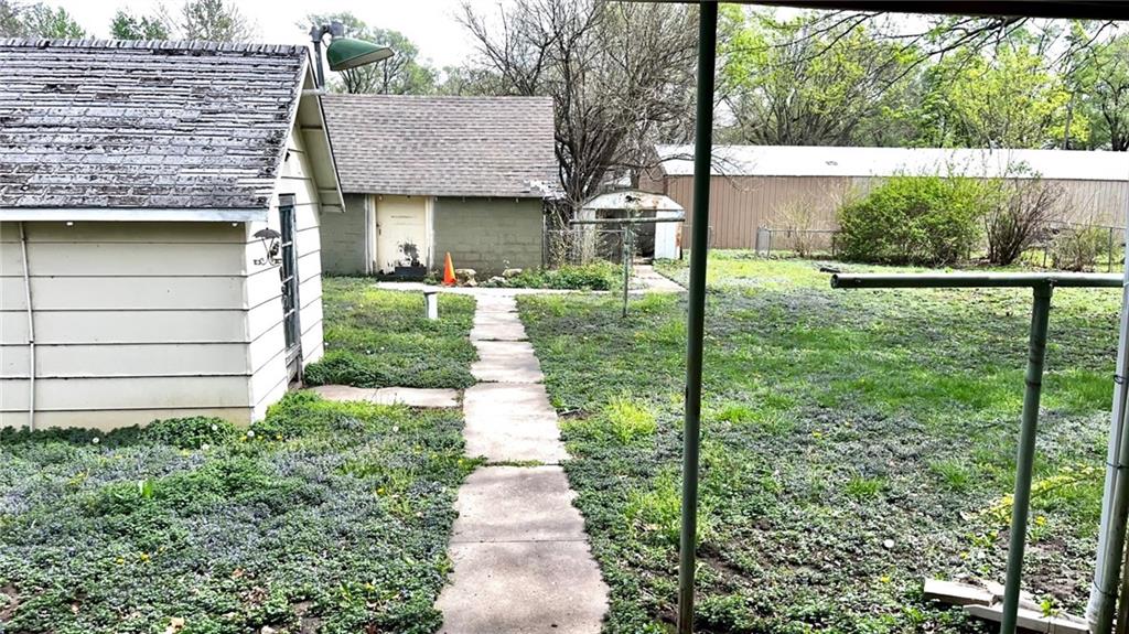 1132 Oak Street Perry, KS 66073 - Photo 22 of 33