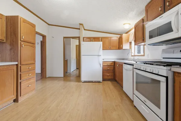 $280,000 | 1987 Scearcyville Drive Southwest, Pillager, MN 56473