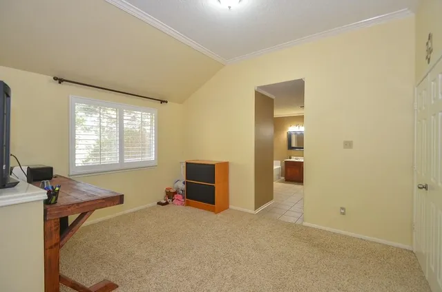 $2,400 | 20402 Avery Point Drive, Katy, TX 77449