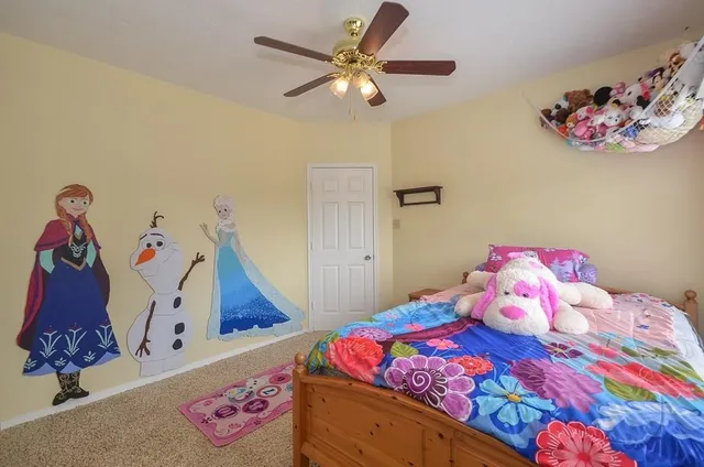 $2,400 | 20402 Avery Point Drive, Katy, TX 77449